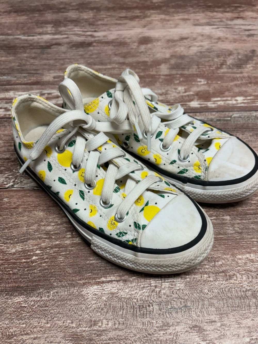 Converse Kid Low-Top Canvas Sneakers Lemon Print Summertime Spring Fruit Shoe 12